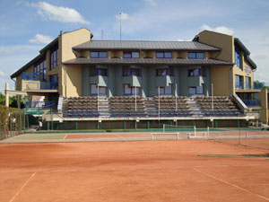 Tenisas ***, viešbutis