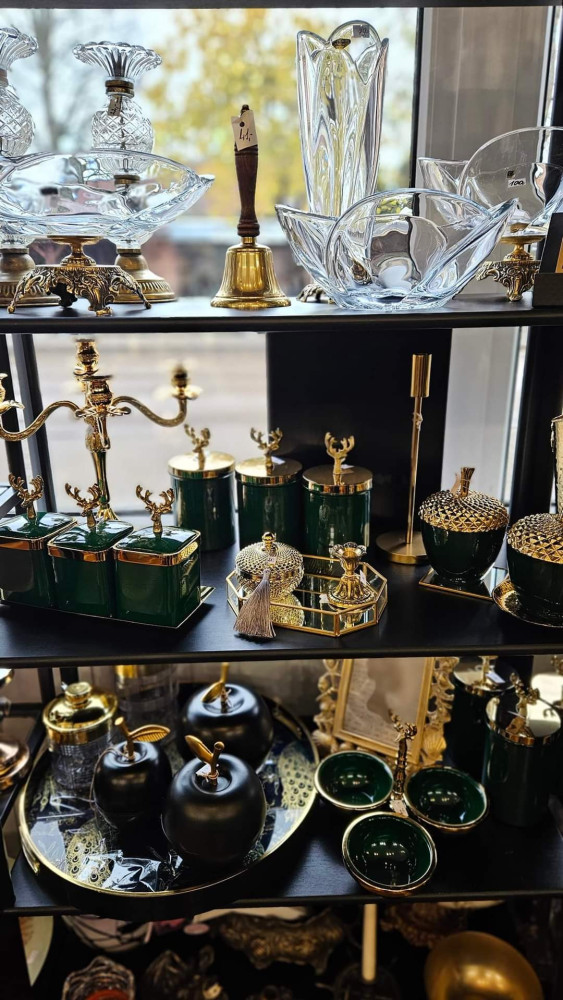 Sanpaulija, gėlių salonas