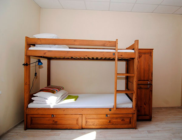 Kubu hostel