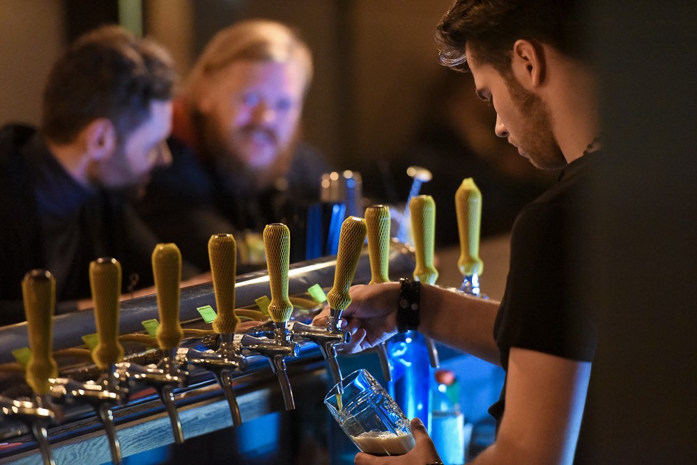 Trikampis pub