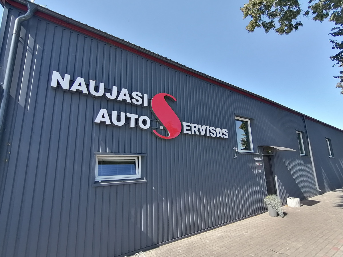 Autoservisas, UAB "Naujasis"