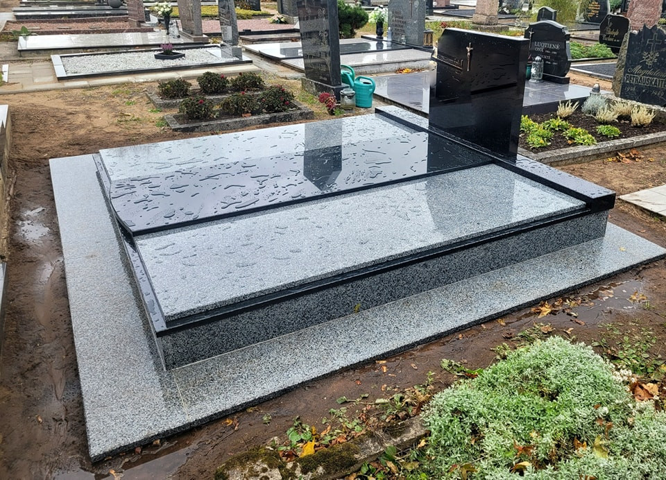 Varta, paminklai, UAB