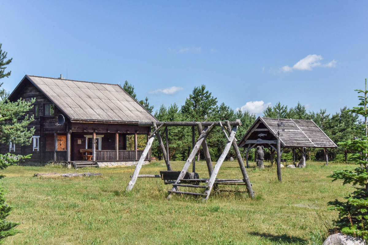 Lapėnų sodyba