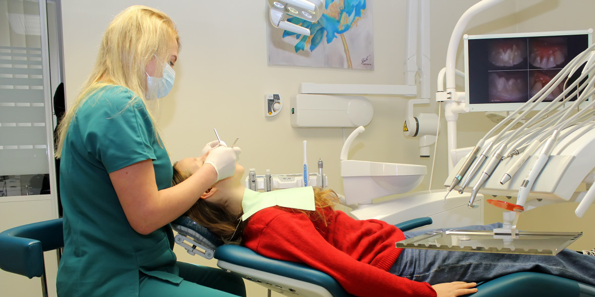 Sendvario odontologija, UAB