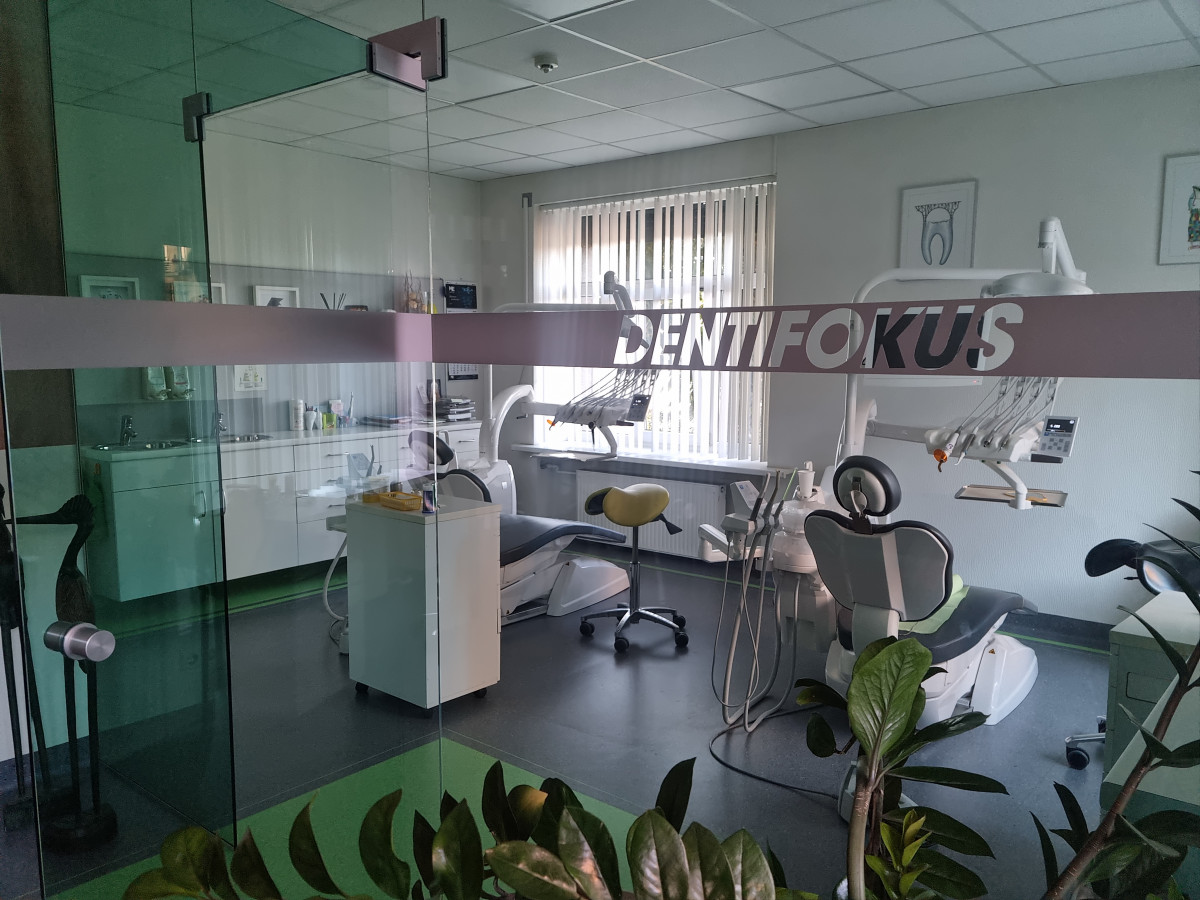 Dentifokus, UAB