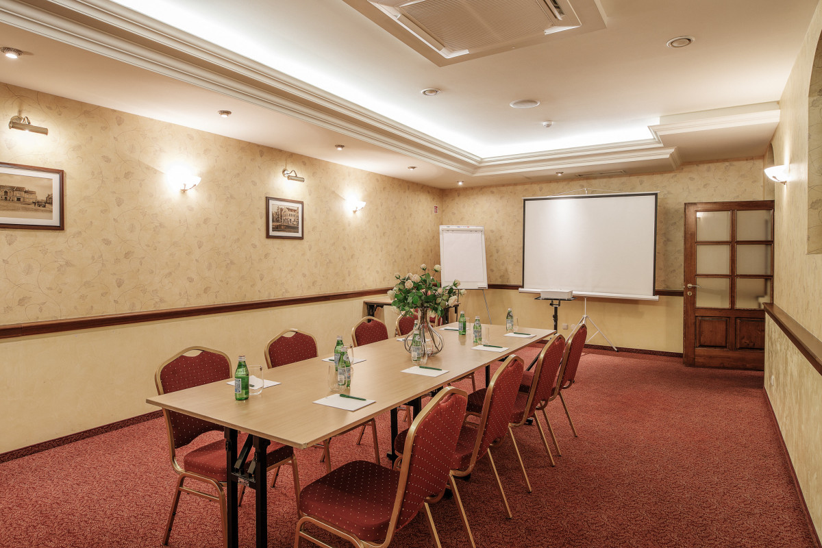 National hotel, UAB "Vertainė"