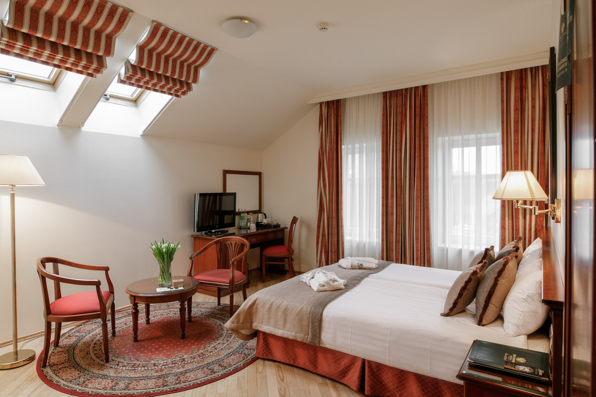 National hotel, UAB "Vertainė"