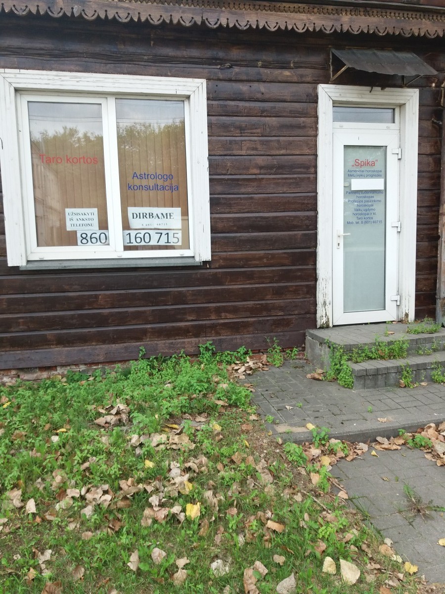 Spika, astrologų konsultacijos ir taro kortos