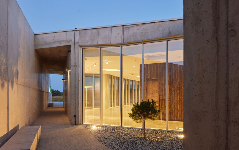 Vakarų Lietuvos krematoriumas, UAB