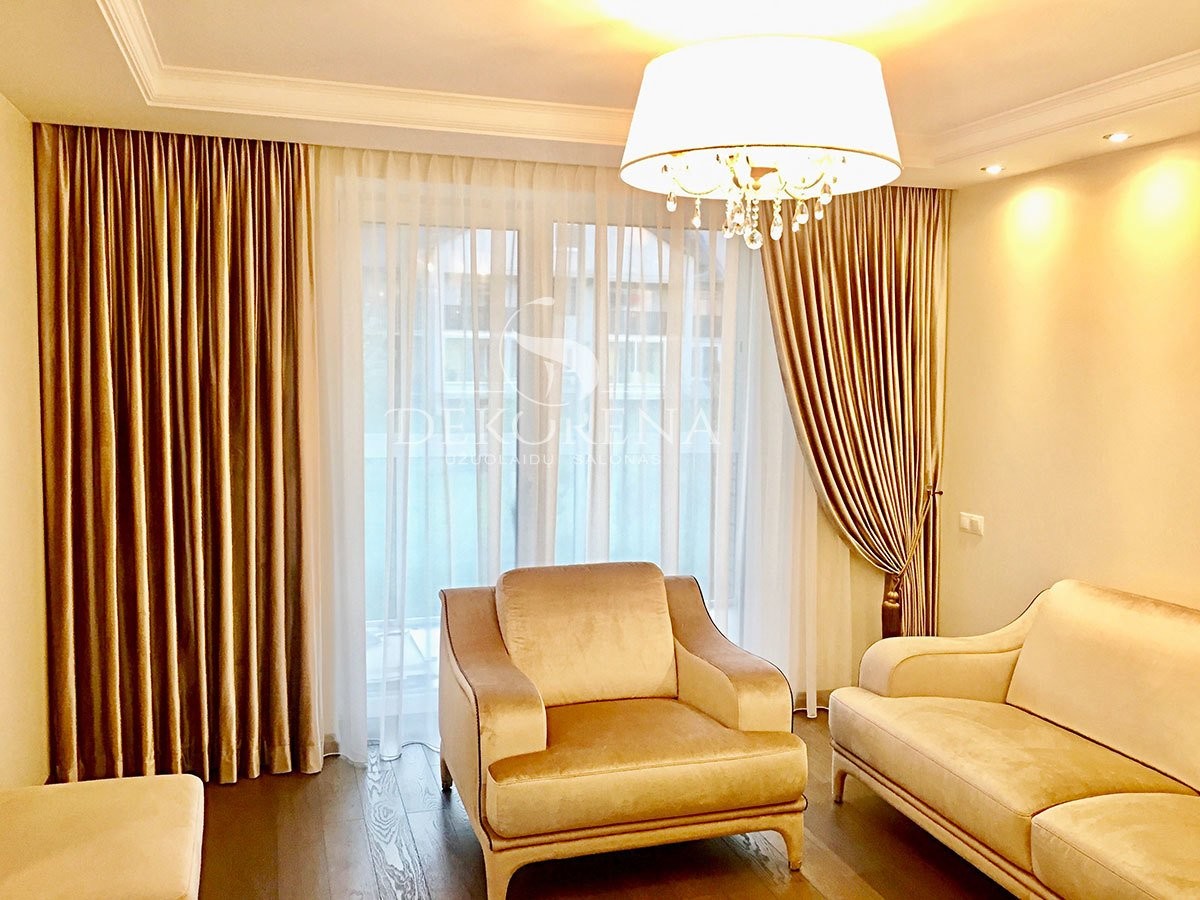 Užuolaidų salonas-parduotuvė, UAB "Dekorena"