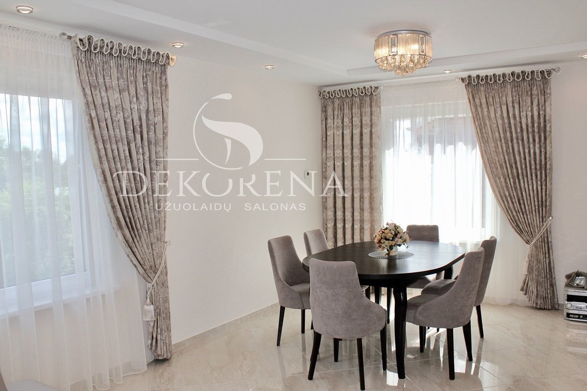 Užuolaidų salonas-parduotuvė, UAB "Dekorena"