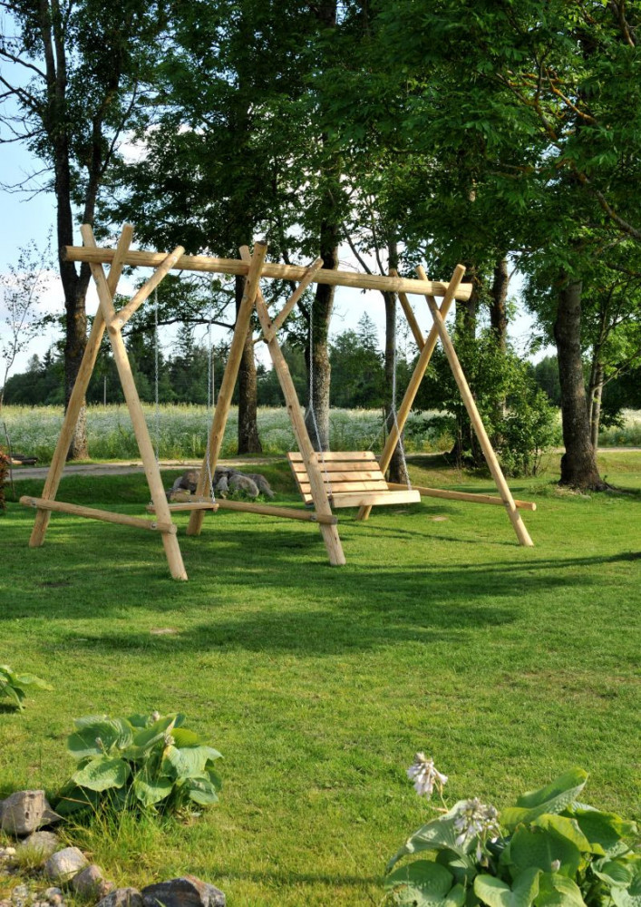 Lakštingalų sala, sodyba