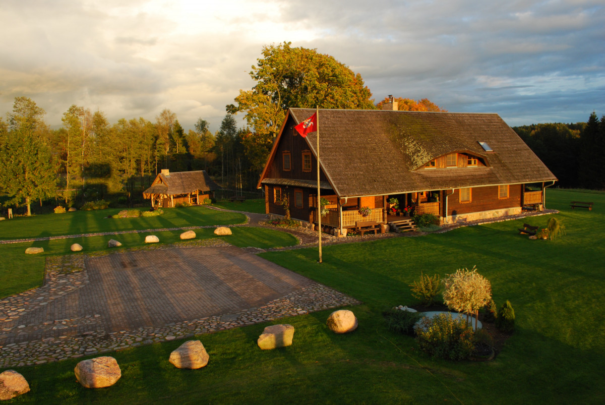 Sidabrinė pieva, poilsiavietė