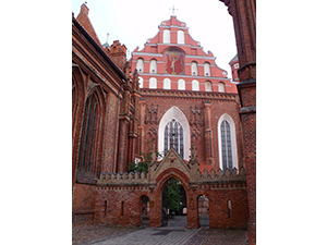 Vilniaus Bernardinų istorinis - architektūrinis ansamblis ir Pranciškonų namai