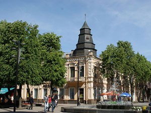 Metropolis, viešbutis