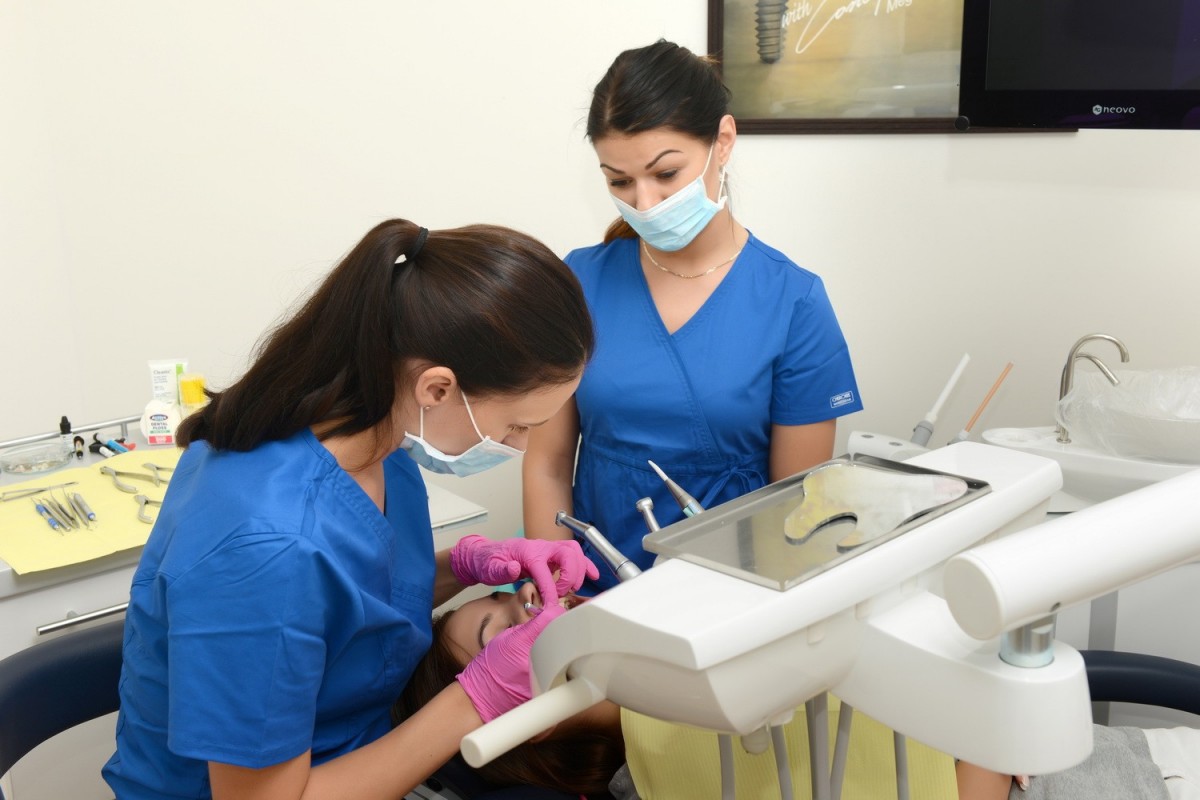 R.V.L., odontologijos klinika, UAB