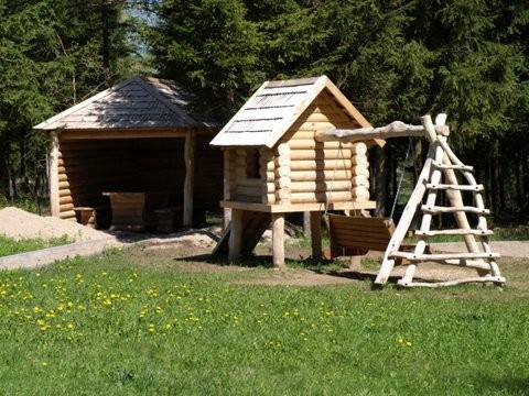 Valstybinių miškų urėdija, Pakruojo regioninis padalinys, Rozalimo miško parkas ir pažinimo takas, VĮ