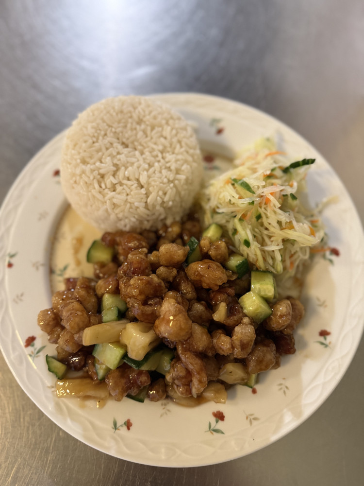 Salsa Rosa restoranas, UAB „Tavernela“