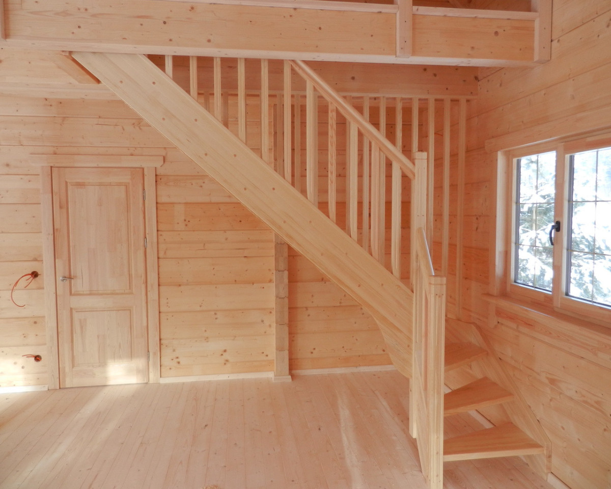 Mediniai laiptai, UAB