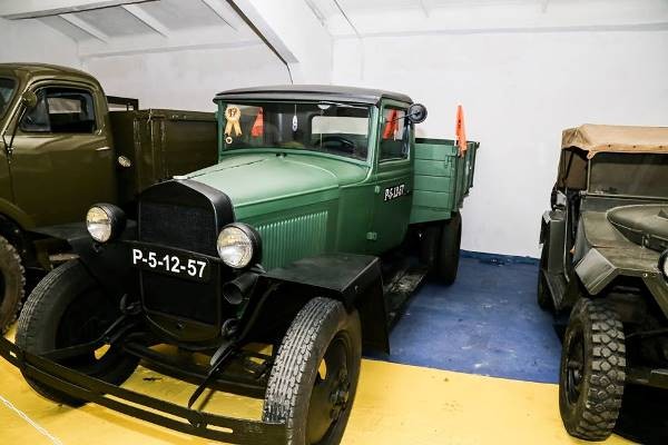 Retromobile, Šeduvos istorinės technikos muziejus, Lietuvos istorinių transporto priemonių išsaugojimo asociacija