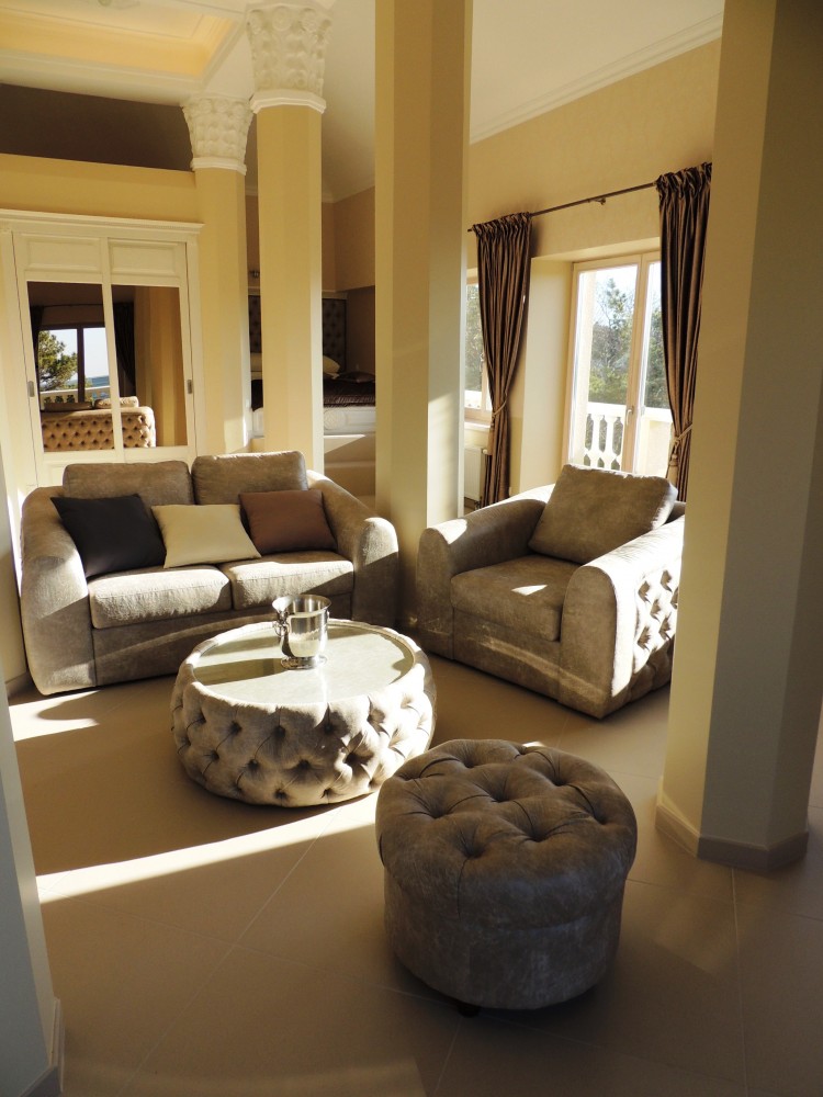 Royal tower apartments