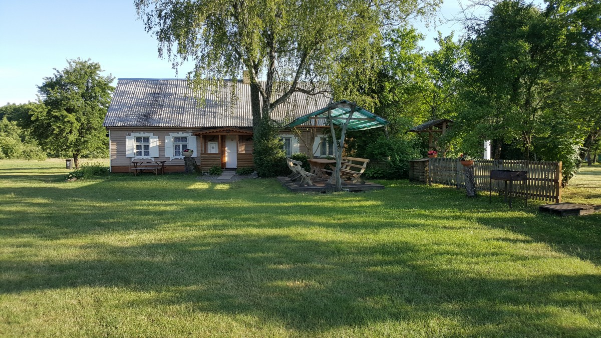 Akromų kaimo sodyba