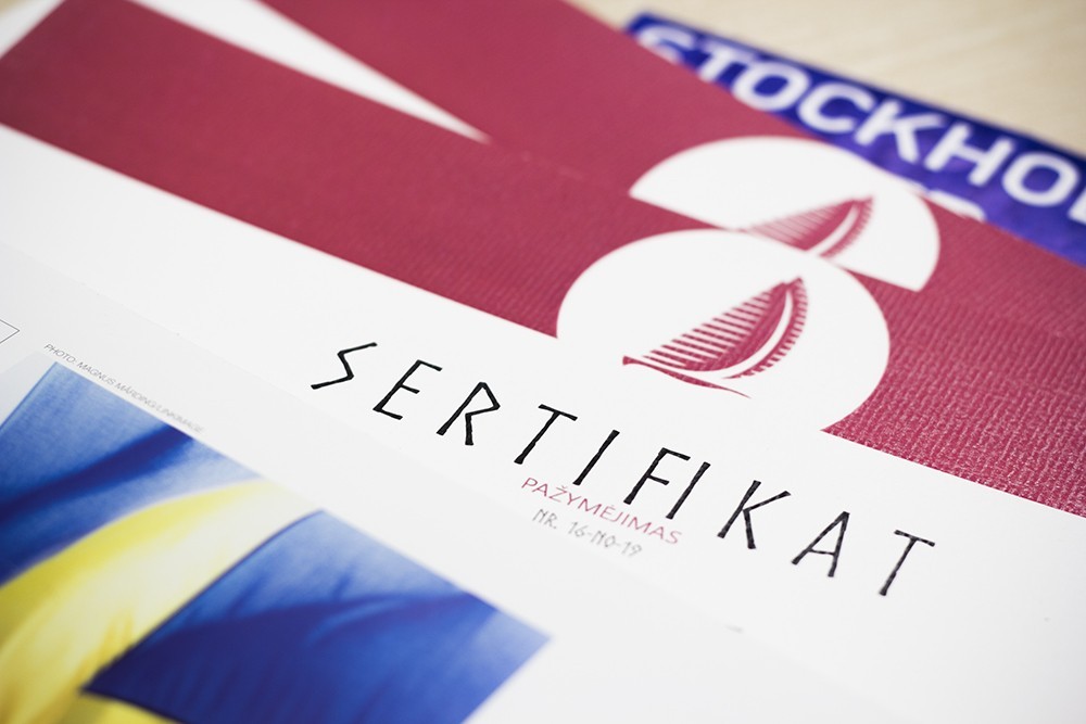 Šiaurės kryptimi, vertimai ir kalbų kursai
