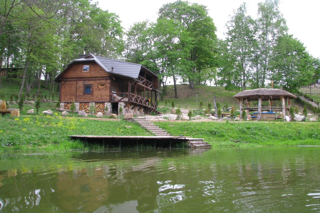 Palukščio dvaras