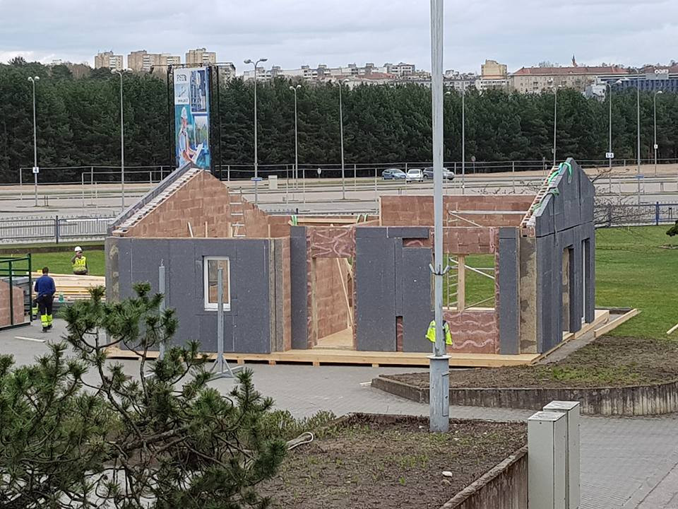 Modulinės sienos, UAB