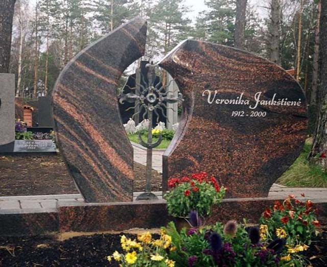 Paminklų gamyba Vilniuje