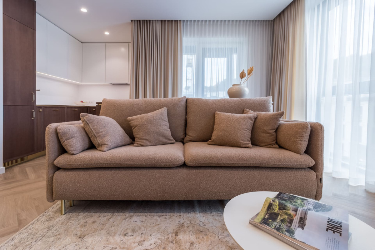 Stiliaus elementai, UAB