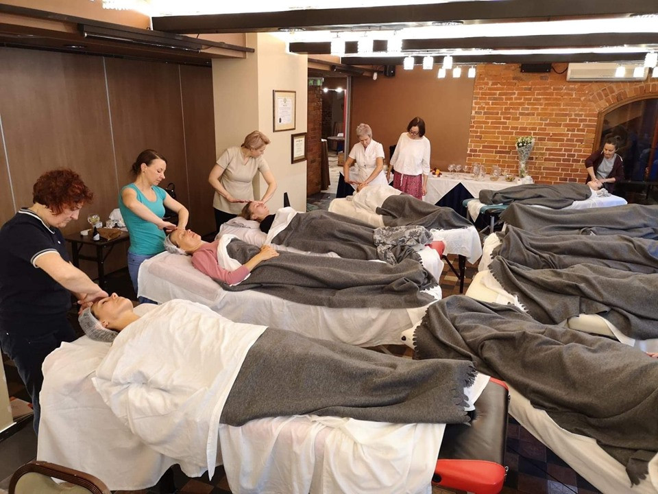Elena Zemskova massage school Lietuva