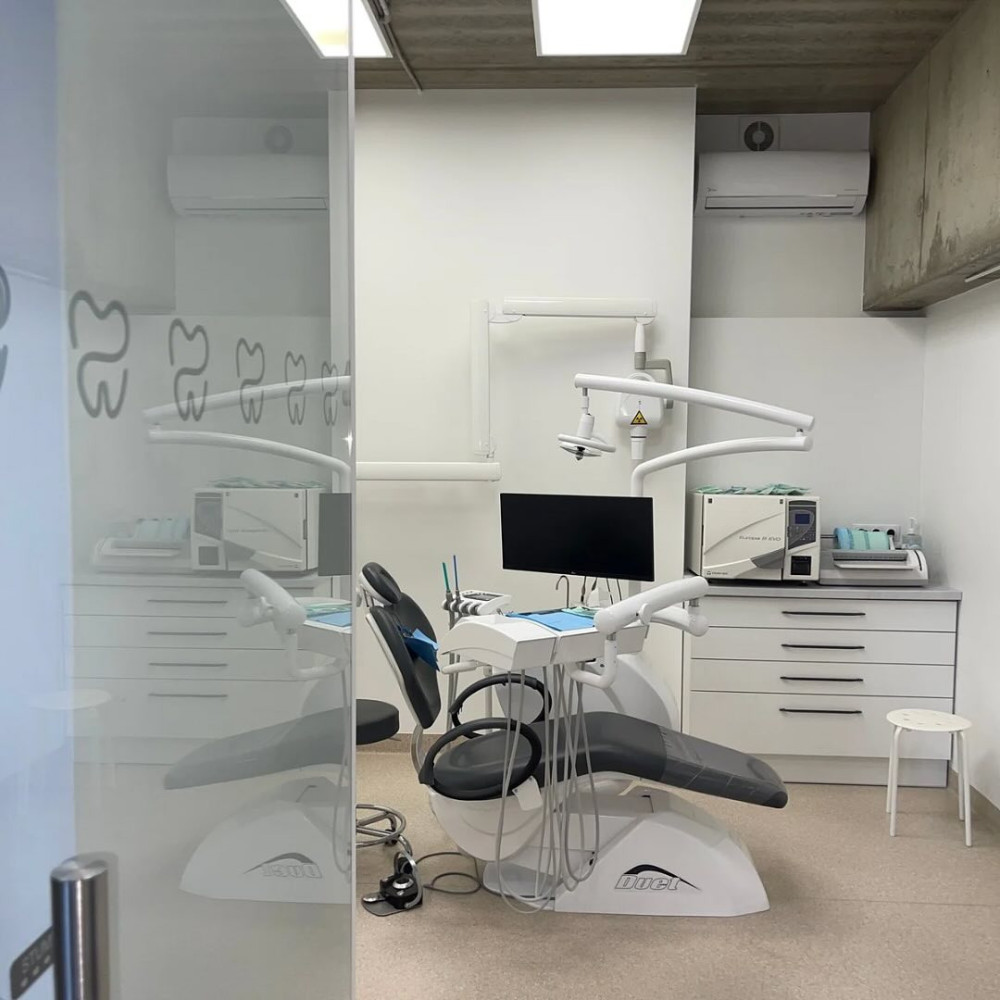 Gražios šypsenos klinika, UAB