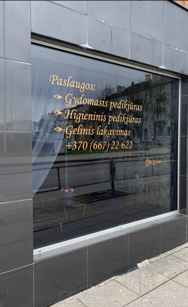 Kristinos Černovos grožio ir estetikos akademija, MB