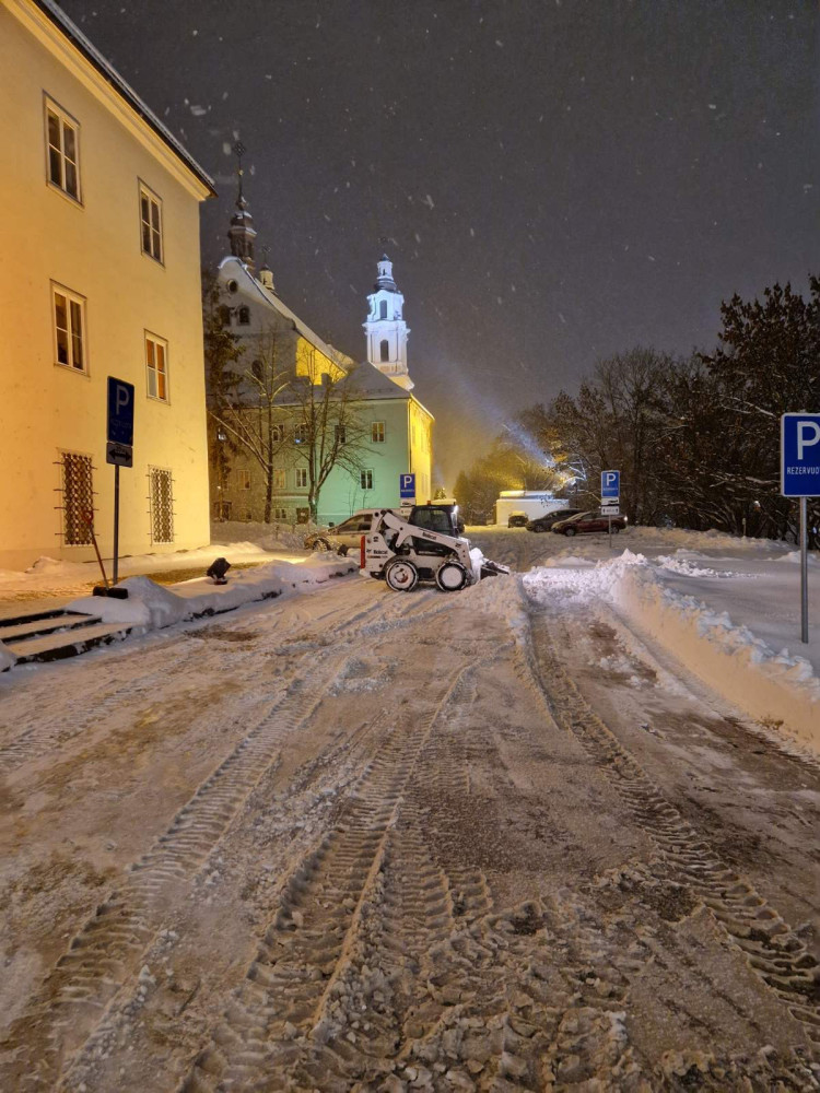 A. D. Š. žemės darbai, MB