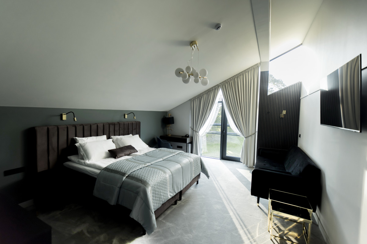 Oginski hotel, UAB "Alda silver"