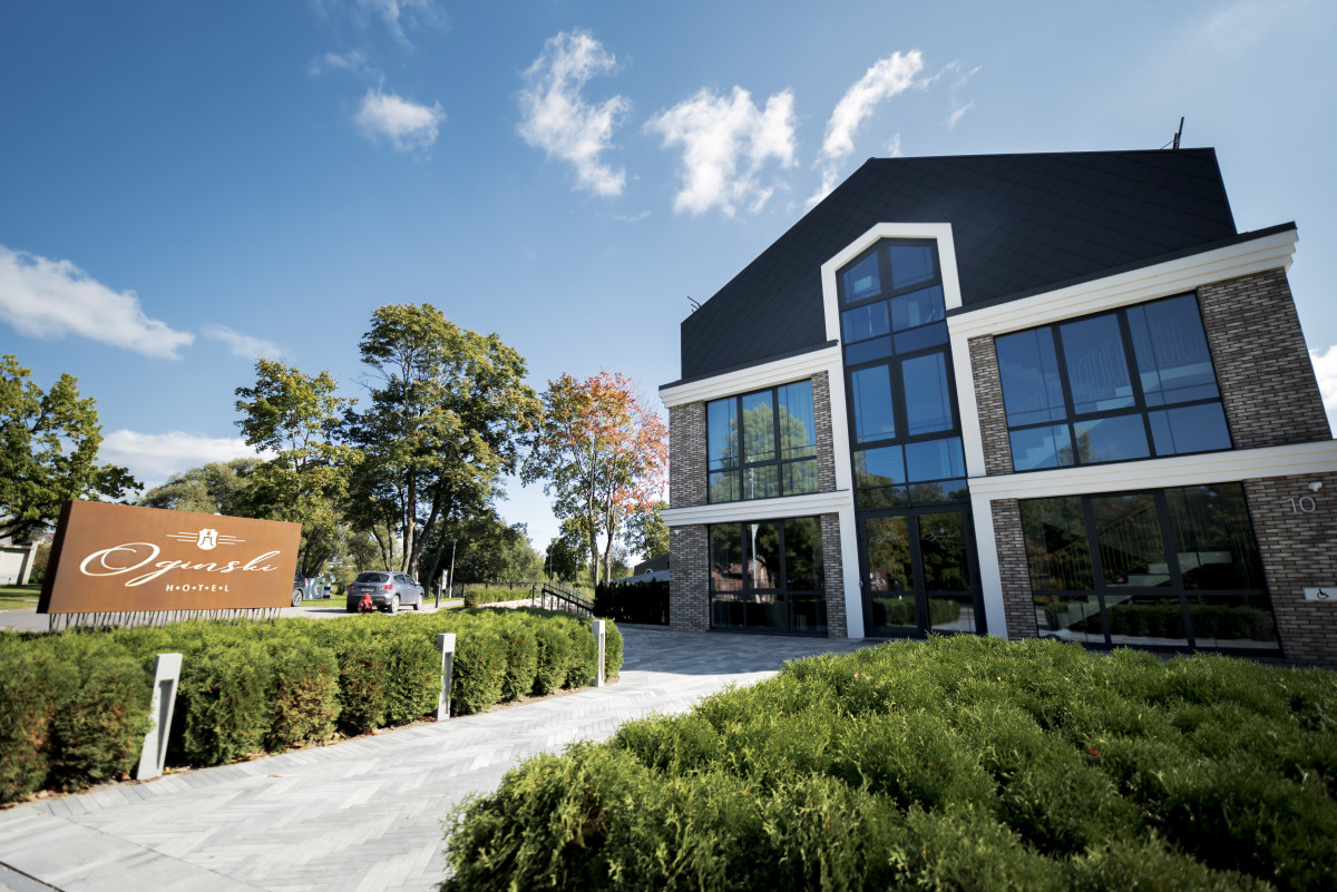 Oginski hotel, UAB "Alda silver"