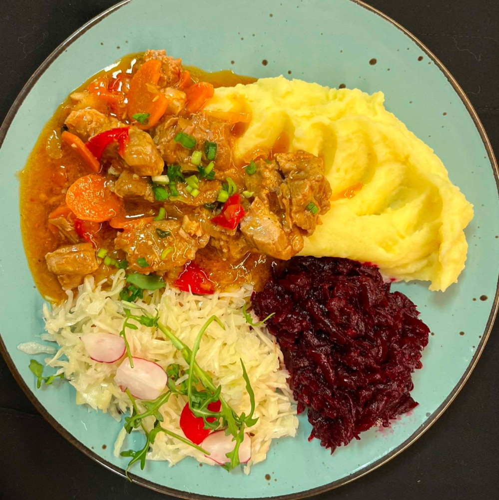 Lounge25, kavinė-baras, MB „Justara“