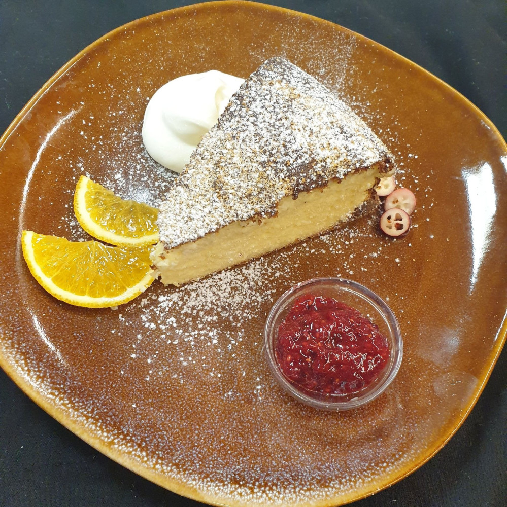 Lounge25, kavinė-baras, MB „Justara“