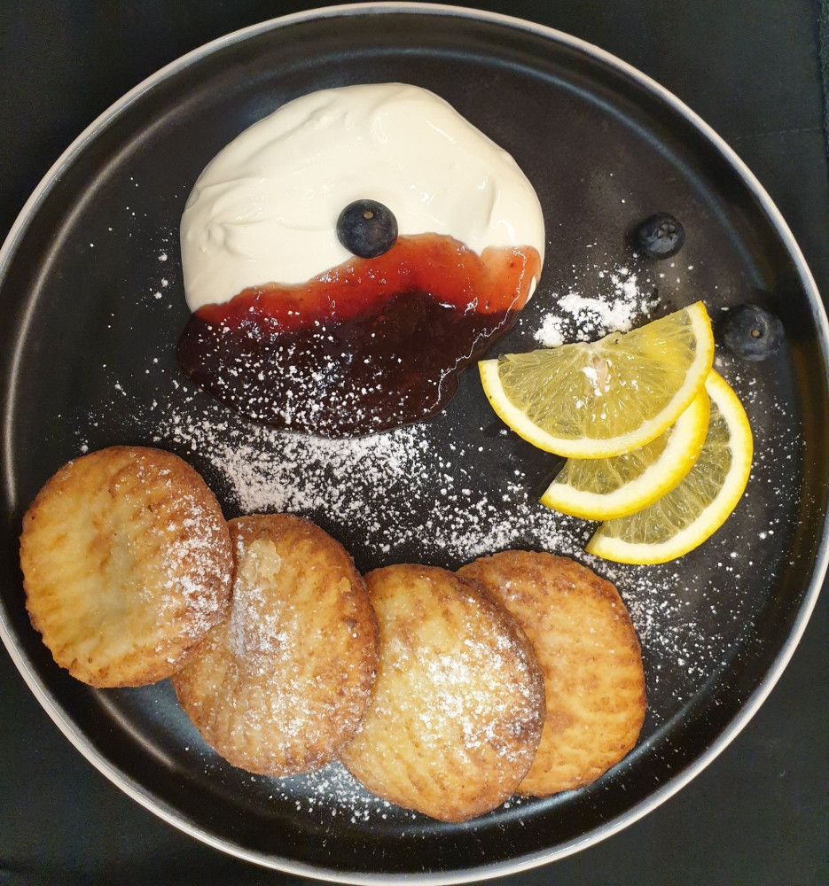 Lounge25, kavinė-baras, MB „Justara“