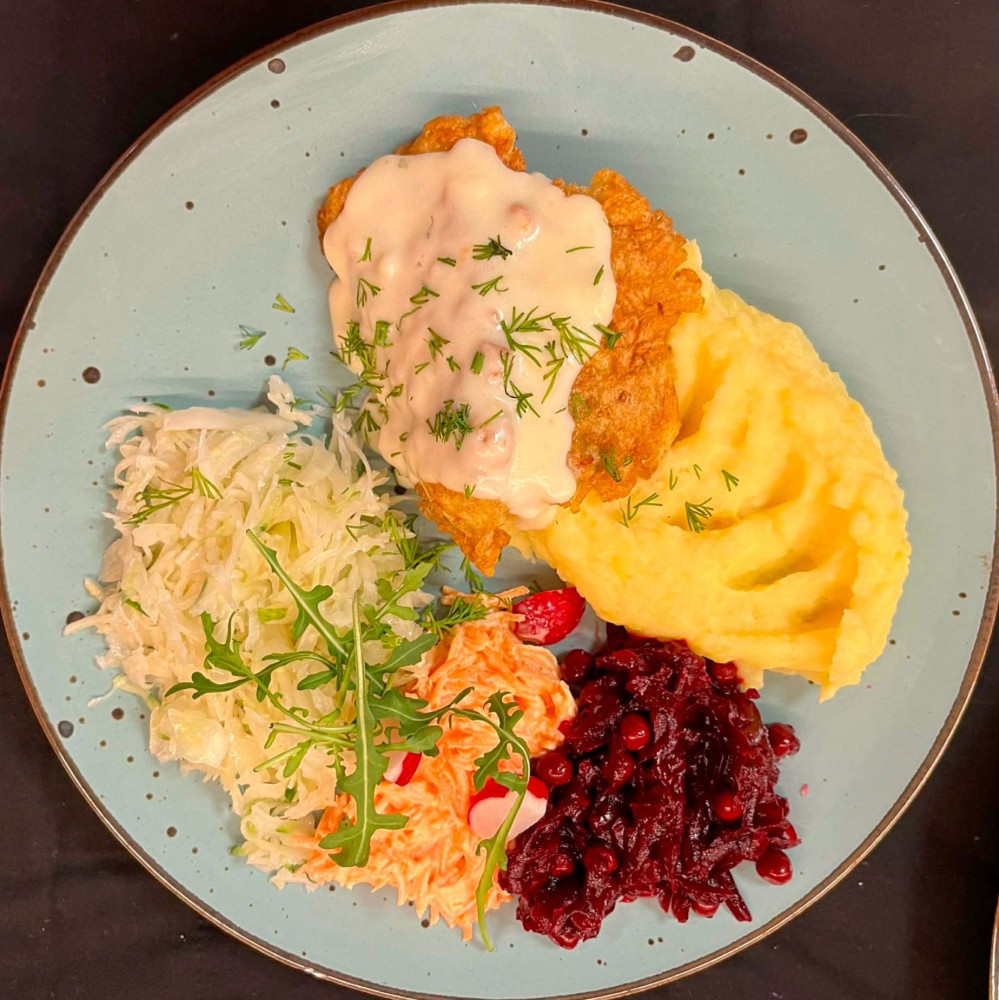 Lounge25, kavinė-baras, MB „Justara“