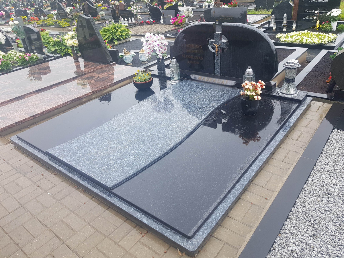 Deivido Sakalausko paminklai