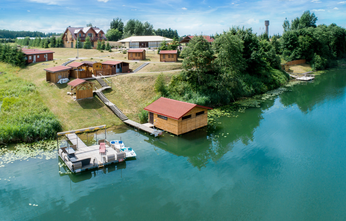 Sodyba ant ežero kranto pas Radvilą, namelių nuoma