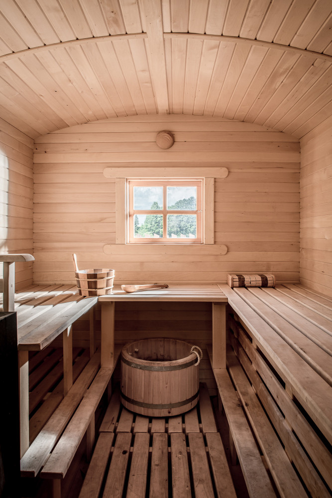 Sodyba ant ežero kranto pas Radvilą, namelių nuoma