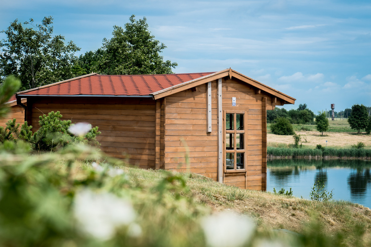Sodyba ant ežero kranto pas Radvilą, namelių nuoma