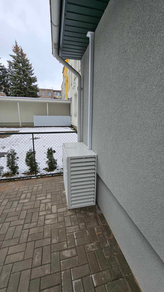 Žalias pasaulis, MB