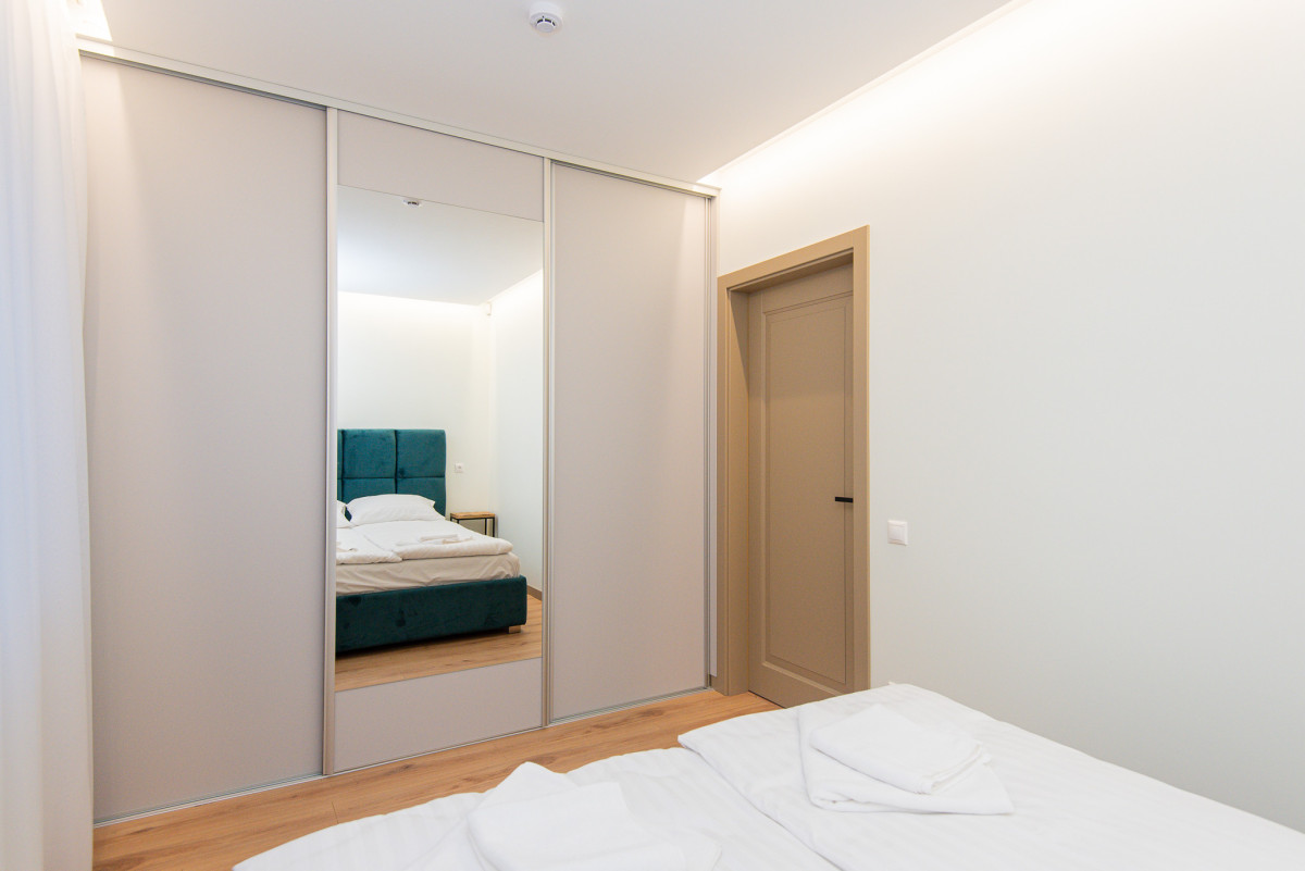 Palangos grafų lankos, MB