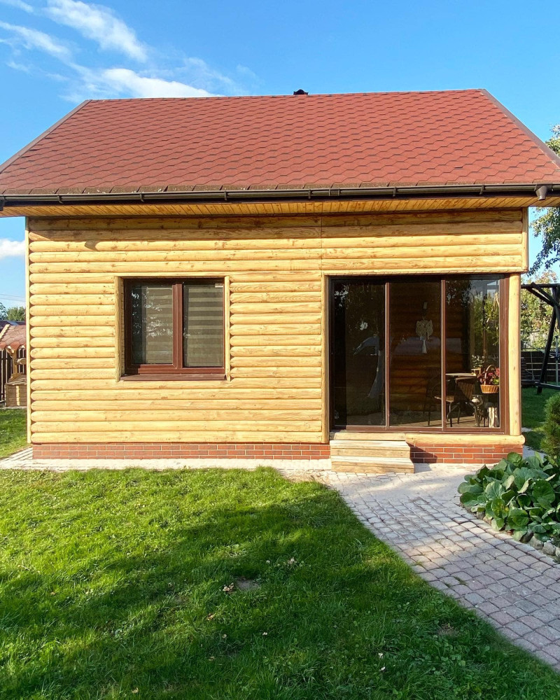Balsmėja, MB