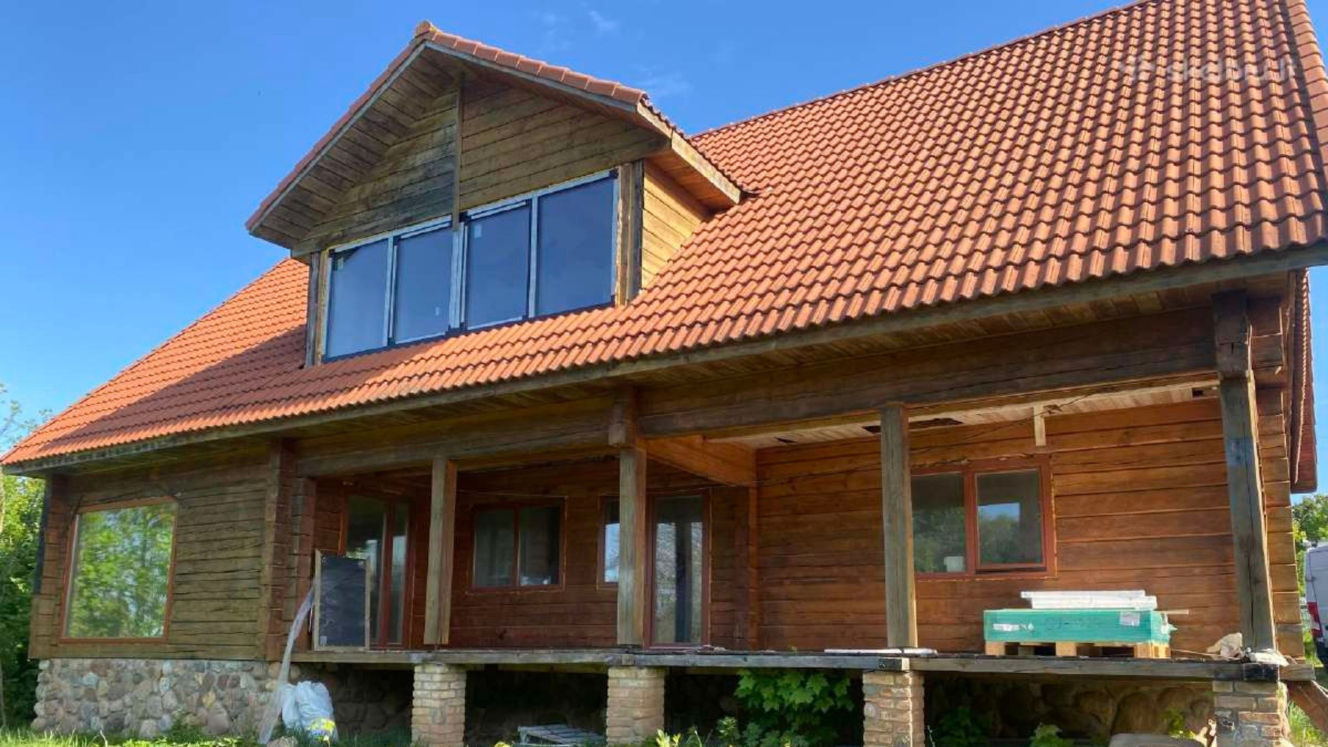 Balsmėja, MB