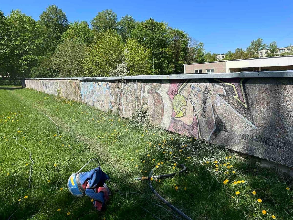 Balsmėja, MB